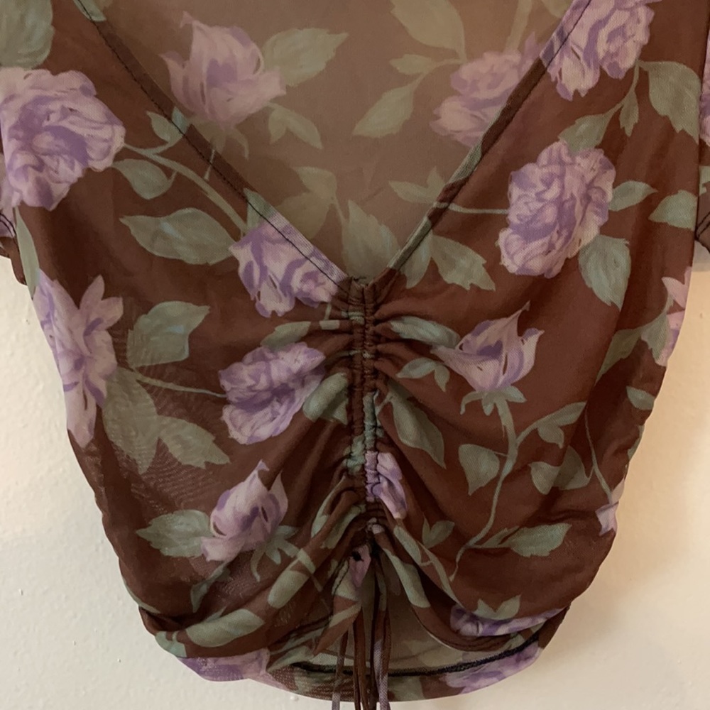 Floral Mesh Crop Top - Picture 2 of 5